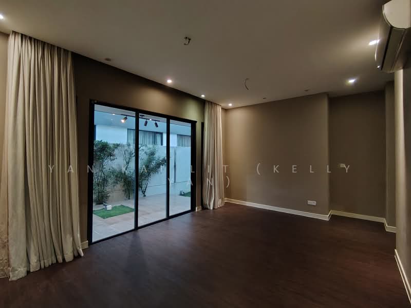 Rumah Banglo untuk Dijual di Ampang Jaya (Ampang) - Yan Kai Lit (Kelly Yan) - Family Hall open to Garden Deck - PropertyGuru.com.my