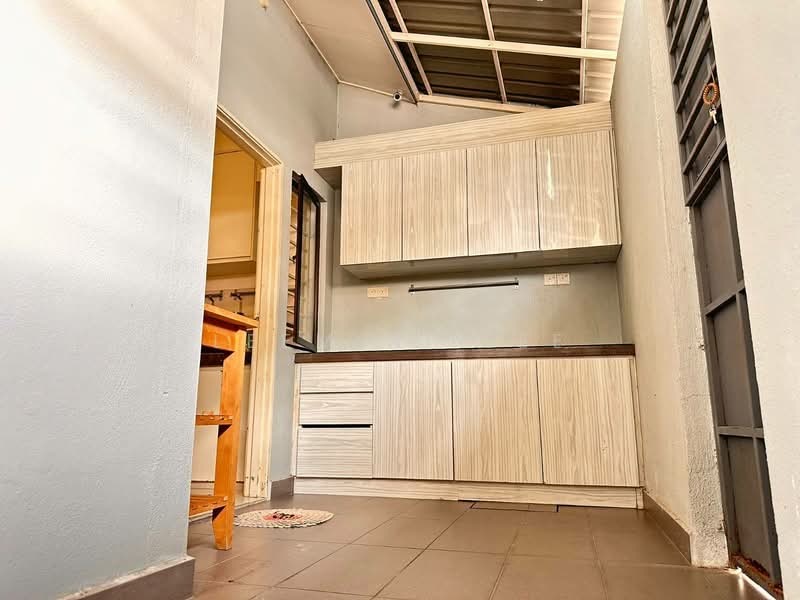 Rumah Teres 2 Tingkat untuk Disewa di Taman Puchong Prima (Puchong) - Leemini Lee - Kitchen - PropertyGuru.com.my