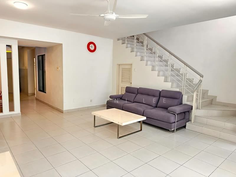 Rumah Teres 2 Tingkat untuk Disewa di Taman Puchong Prima (Puchong) - Leemini Lee - Living Room - PropertyGuru.com.my