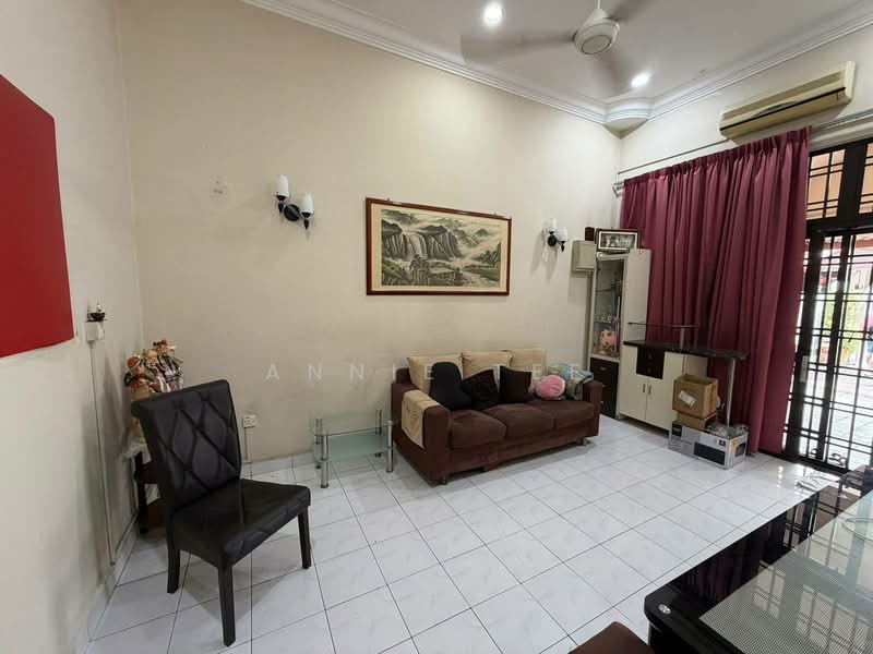 Rumah Teres 1 Tingkat untuk Dijual di Taman Molek (Johor Bahru) - Annie Tee - PropertyGuru.com.my