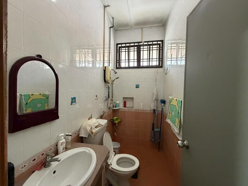 Rumah Teres 1 Tingkat untuk Dijual di Taman Molek (Johor Bahru) - Annie Tee - PropertyGuru.com.my