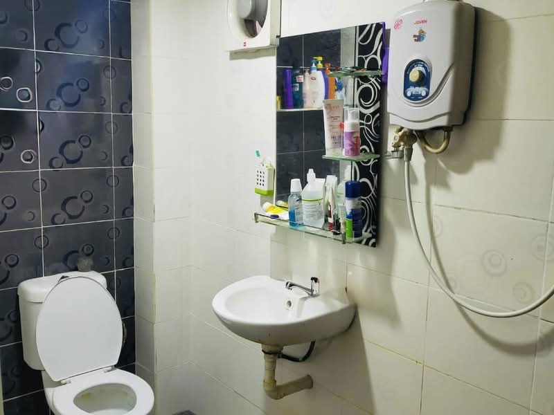 Condominium for Sale at Villa Condominium - Kent Lai - PropertyGuru.com.my