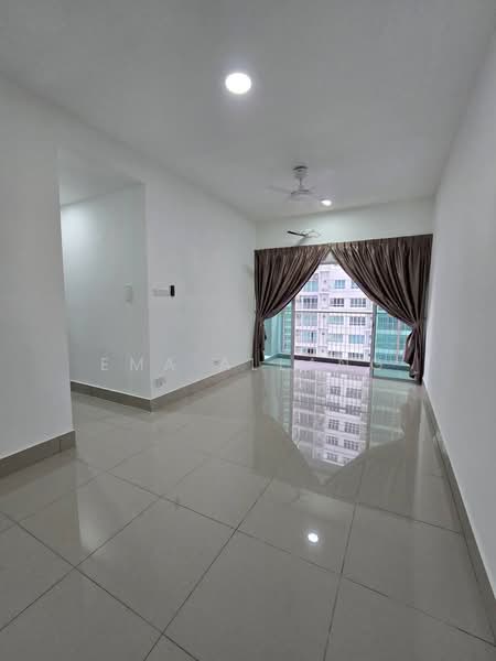 Servis Apartment untuk Disewa di Serviced Residence @ Razak City Residences (RC Residences) - EMA ALLANG - Living Room - PropertyGuru.com.my