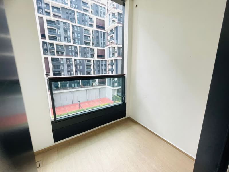 Servis Apartment untuk Disewa di Arcoris SOHO - Kiki Yap - Balcony - PropertyGuru.com.my