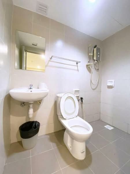 Hotel / Resort for Rent in Langkawi (Kuah) - Seamus Kor - Bathroom - PropertyGuru.com.my
