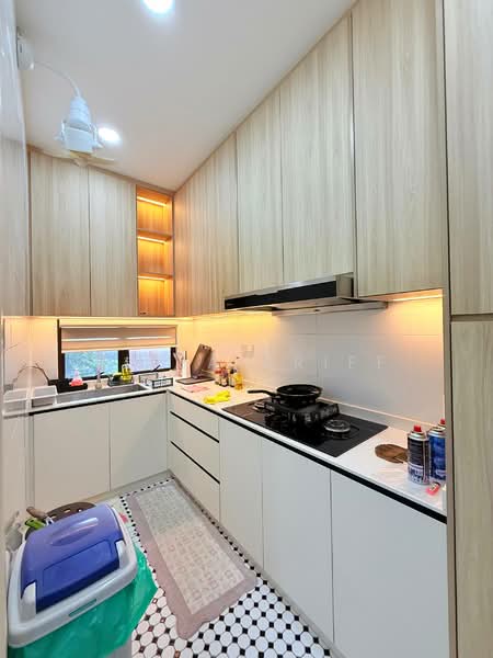3-storey Terraced House for Sale in Cyberjaya (Selangor) - BILYA ARIFF - Kitchen - PropertyGuru.com.my