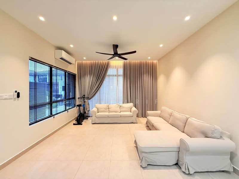 Rumah Teres 3 Tingkat untuk Dijual di Cyberjaya (Selangor) - BILYA ARIFF - Living Room - PropertyGuru.com.my