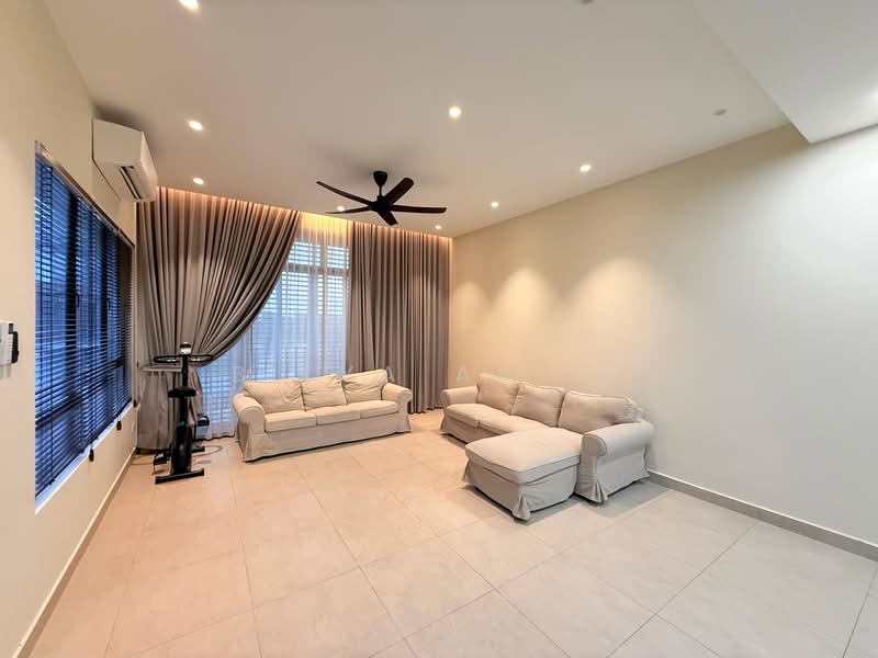 Rumah Teres 3 Tingkat untuk Dijual di Cyberjaya (Selangor) - BILYA ARIFF - Living Room - PropertyGuru.com.my