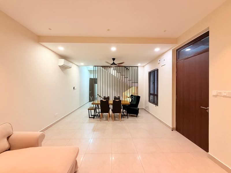 Rumah Teres 3 Tingkat untuk Dijual di Cyberjaya (Selangor) - BILYA ARIFF - Living Room - PropertyGuru.com.my
