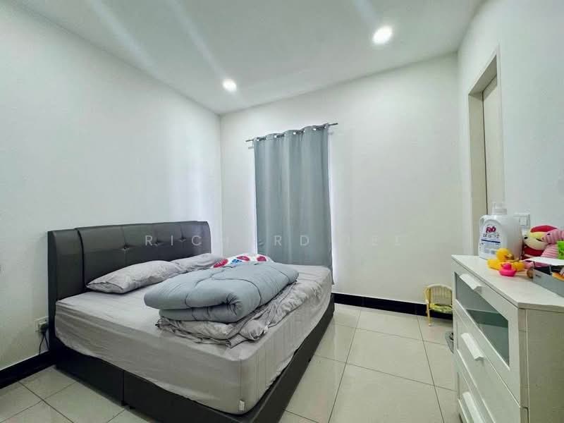 Cluster House for Sale in Johor Bahru (Johor) - Richard Lee - Bedroom - PropertyGuru.com.my