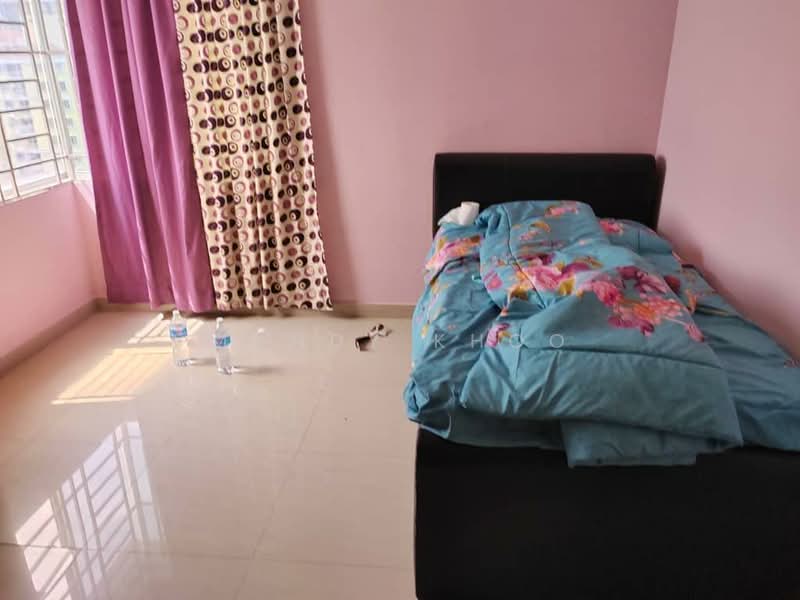 Kondominium untuk Dijual di Platinum Hill PV 8 - Mandy Khoo - Bedroom - PropertyGuru.com.my