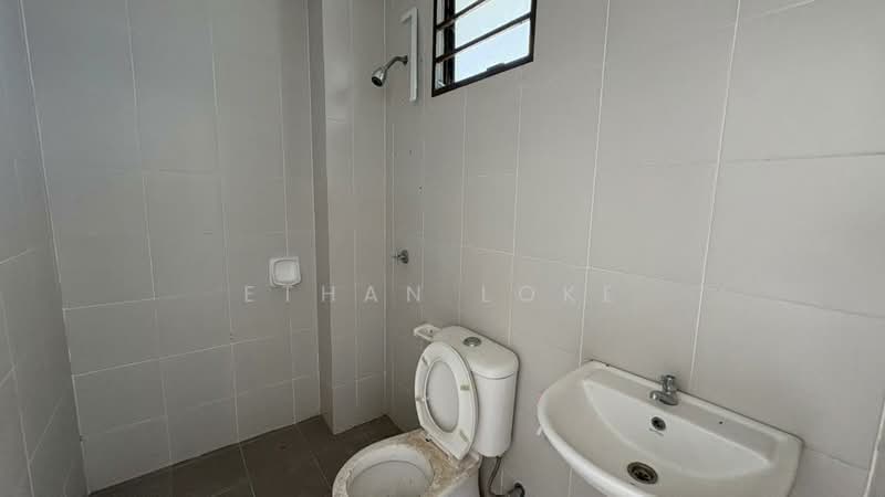 Rumah Teres 2-Tingkat untuk Dijual di M Residence (Rawang) - Ethan Loke - Bathroom - PropertyGuru.com.my