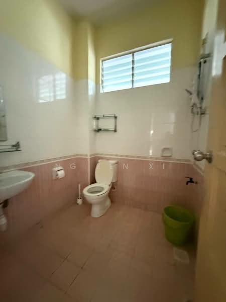 1-storey Terraced House for Sale in Taman Impian Emas (Skudai) - NG ZEN XI - Bathroom - PropertyGuru.com.my