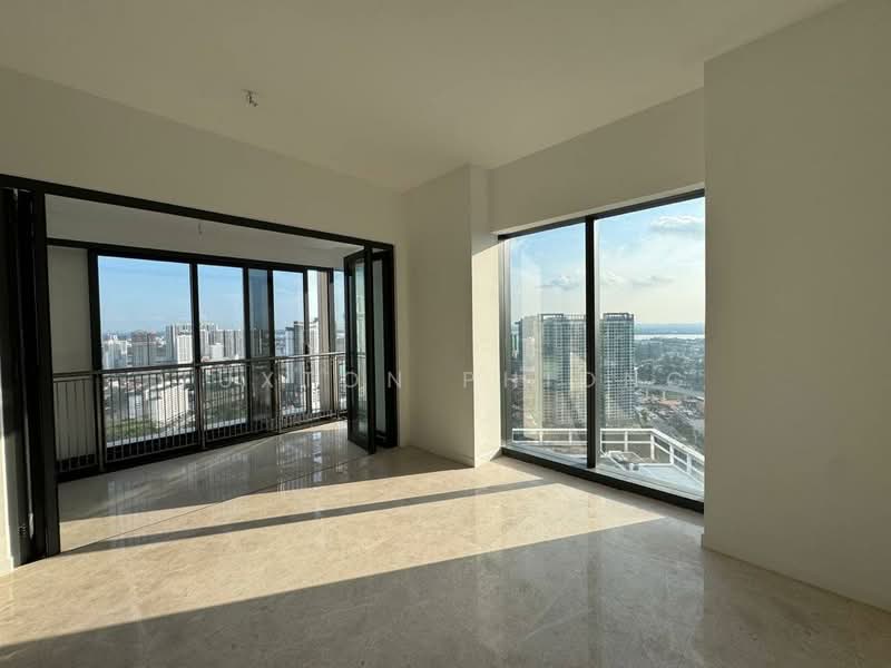Servis Apartment untuk Dijual di The Astaka @ 1 Bukit Senyum - Tuxton Phiong - Balcony - PropertyGuru.com.my