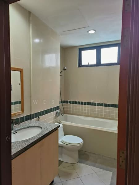 Servis Apartment untuk Disewa di The Heritage Residence - Wesley Fu - Bathroom - PropertyGuru.com.my