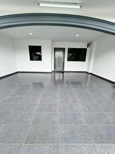 1-storey Terraced House for Sale in Taman Ungku Tun Aminah (Skudai) - Benjamin Ong - Entrance - PropertyGuru.com.my