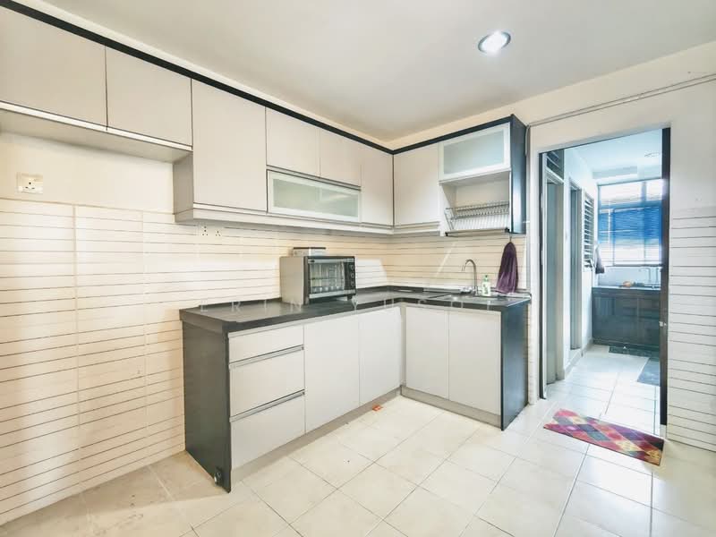 Condominium for Rent at Laman Tasik - Erin Yusof - Kitchen - PropertyGuru.com.my