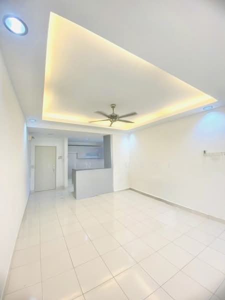 Condominium for Rent at Laman Tasik - Erin Yusof - Living Room - PropertyGuru.com.my