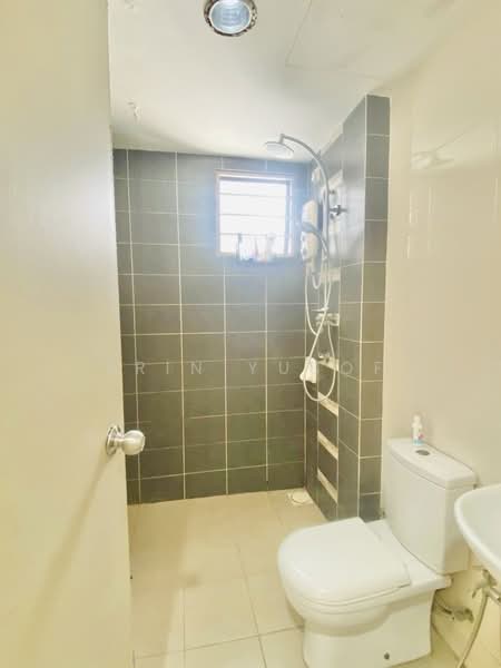 Condominium for Rent at Laman Tasik - Erin Yusof - PropertyGuru.com.my