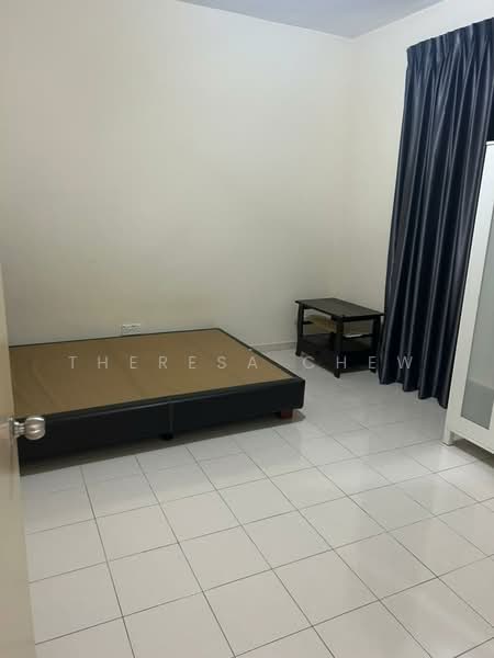 Pangsapuri untuk Dijual di Pangsapuri Lagoon Perdana - Theresa Chew - Bedroom - PropertyGuru.com.my