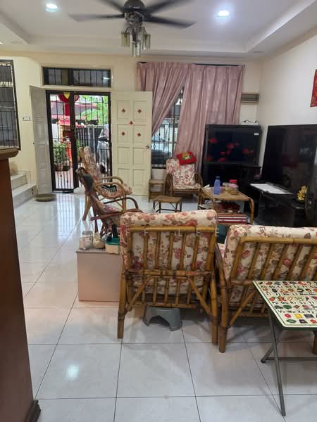 Rumah Teres 2 Tingkat untuk Dijual di Iskandar Puteri (Nusajaya) (Johor) - Jeff Lee - Living Room - PropertyGuru.com.my