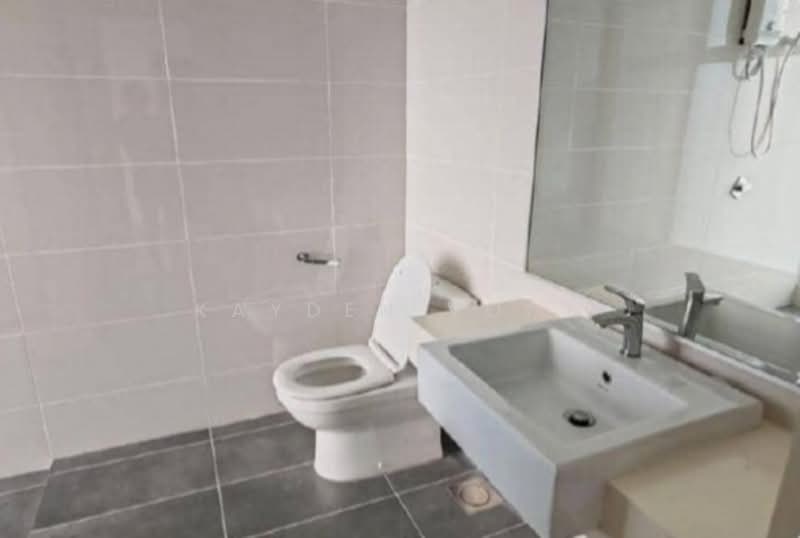 Service Residence for Rent at Southkey Mosaic - Kayden Voon - Bathroom - PropertyGuru.com.my