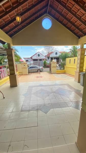 Rumah Teres 1 Tingkat untuk Dijual di Taman Pelangi Indah (Ulu Tiram) - Jeff Lee - Exterior - PropertyGuru.com.my