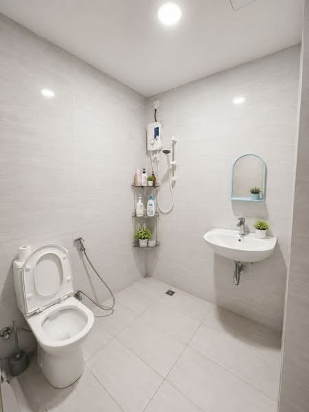 2-storey Terraced House for Sale in Taman Damansara Aliff (Tampoi) - Benjamin Ong - Bathroom - PropertyGuru.com.my