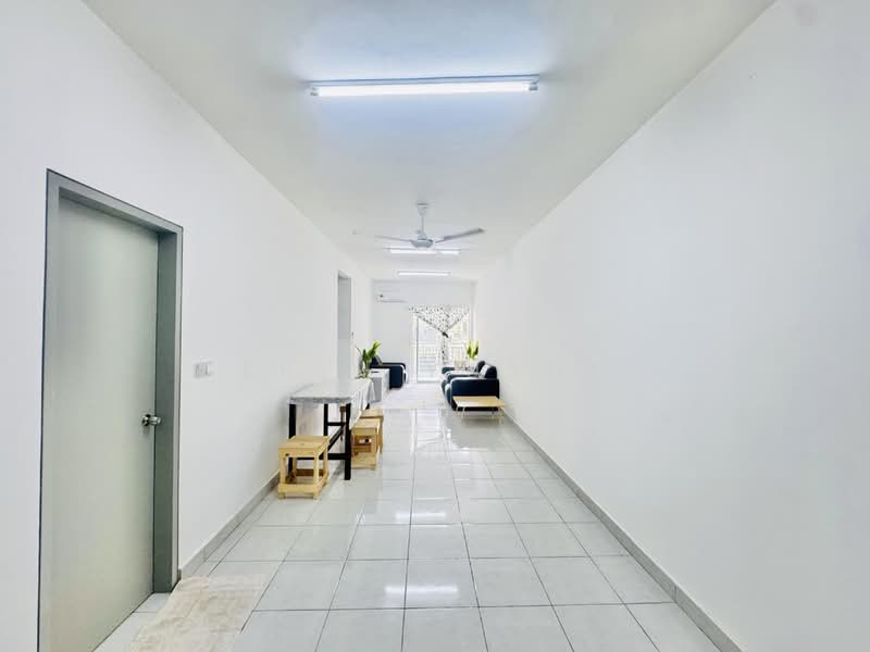 Apartment for Rent at Idaman Melur @ Cybersouth - Erin Yusof - Living Room - PropertyGuru.com.my