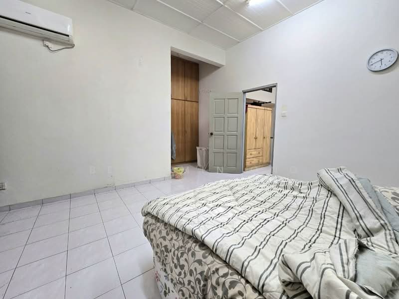 Rumah Teres 2 Tingkat untuk Dijual di Taman Desa Cemerlang (Ulu Tiram) - Benjamin Ong - PropertyGuru.com.my