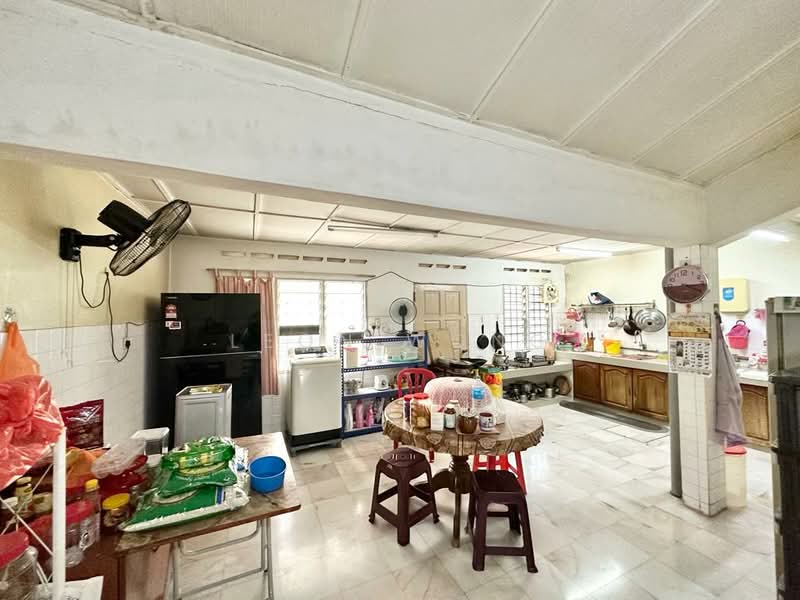 Rumah Teres 2 Tingkat untuk Dijual di Taman Sri Hijau (Rawang) - Leon Wong - Kitchen - PropertyGuru.com.my