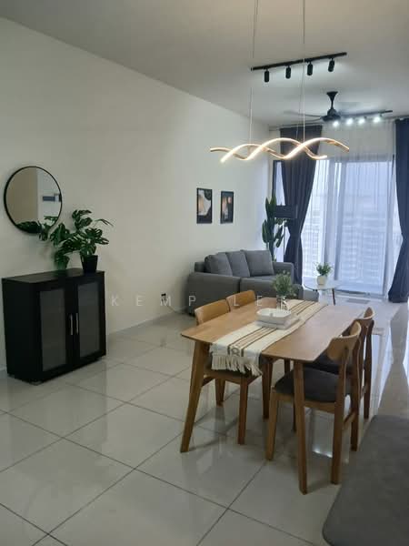 Servis Apartment untuk Disewa di The Era @ Duta North - Kemp Lee - Living Room - PropertyGuru.com.my