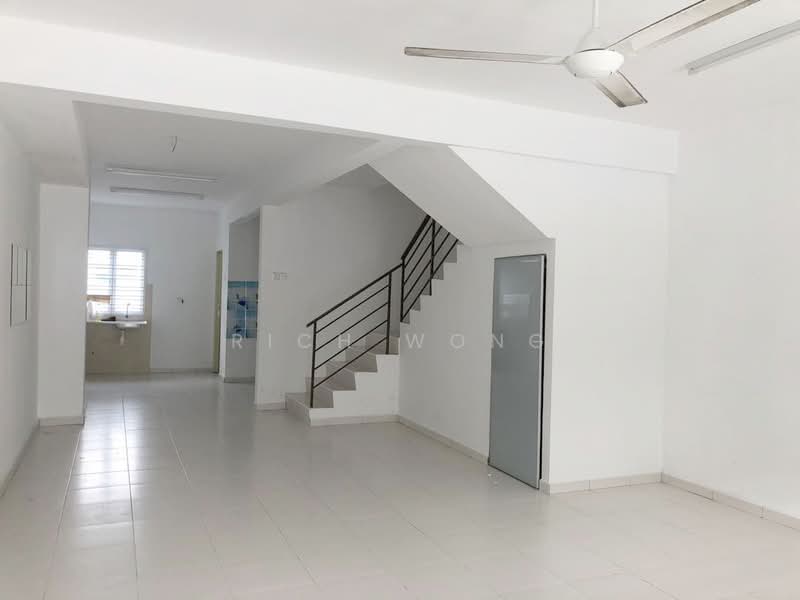 2.5-storey Terraced House for Sale in Taman Scientex Pasir Gudang (Pasir Gudang) - Rich Wong - Interior - PropertyGuru.com.my