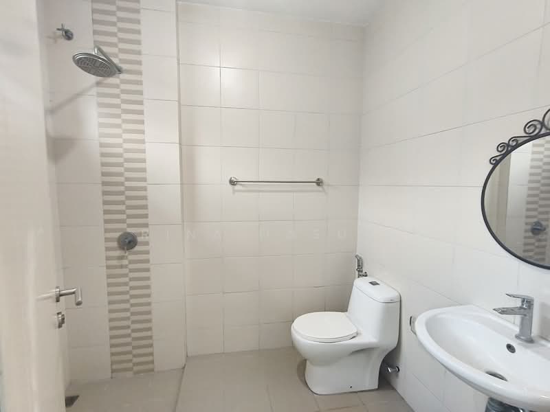 Rumah Teres 2 Tingkat untuk Dijual di Alam Impian (Shah Alam) - Rina Dasuki - Bathroom - PropertyGuru.com.my