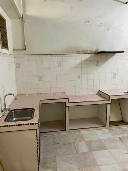 Rumah Teres 1 Tingkat untuk Dijual di Paya Terubong (Ayer Itam) - Bryan Teng - Kitchen - PropertyGuru.com.my