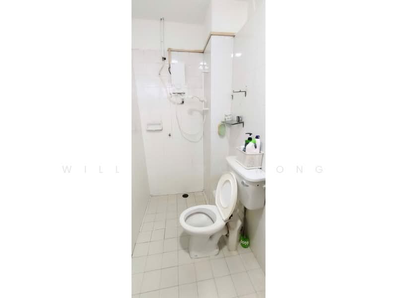 Kondominium untuk Dijual di Logan Ville - William KC Wong - Bathroom - PropertyGuru.com.my