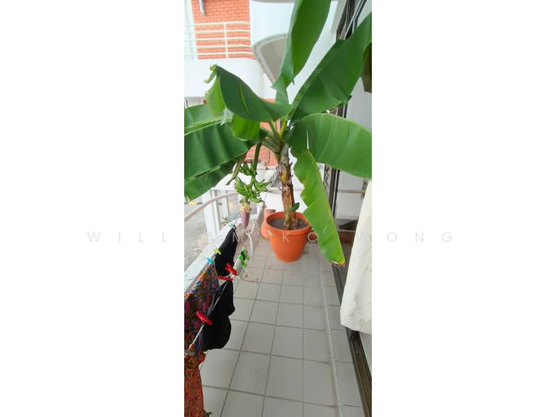 Kondominium untuk Dijual di Logan Ville - William KC Wong - Balcony - PropertyGuru.com.my