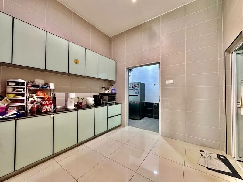 Rumah Kluster untuk Dijual di Taman Pulai Hijauan (Skudai) - Noctis Tan - Kitchen - PropertyGuru.com.my