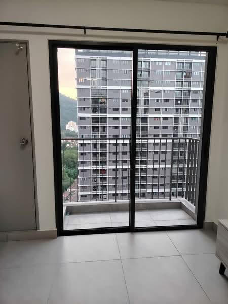 Servis Apartment untuk Disewa di 168 Park Residensi Selayang - Kemp Lee - Balcony - PropertyGuru.com.my