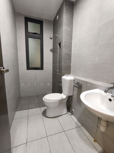 Service Residence for Rent at 8Scape Residence @ Sutera - Alisa Liang - Bathroom - PropertyGuru.com.my