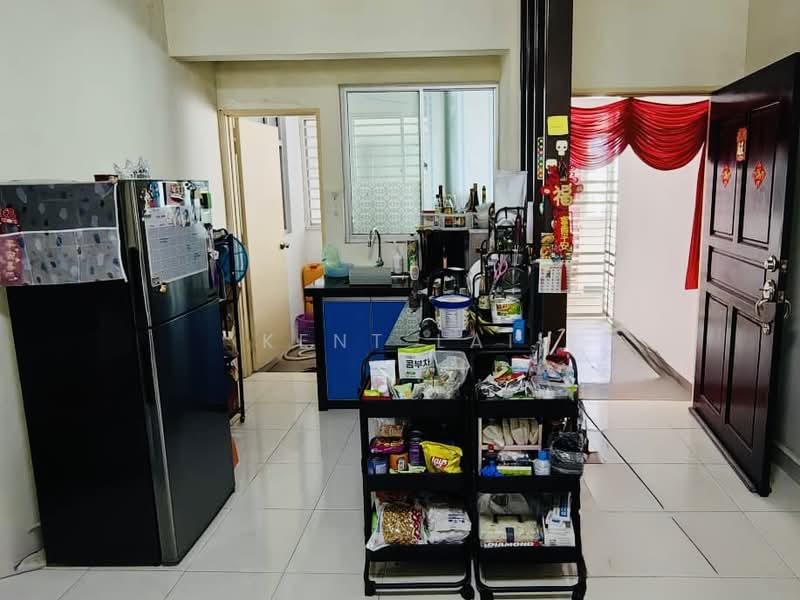 Pangsapuri untuk Dijual di Idaman Lavender 3 - Kent Lai - Kitchen - PropertyGuru.com.my