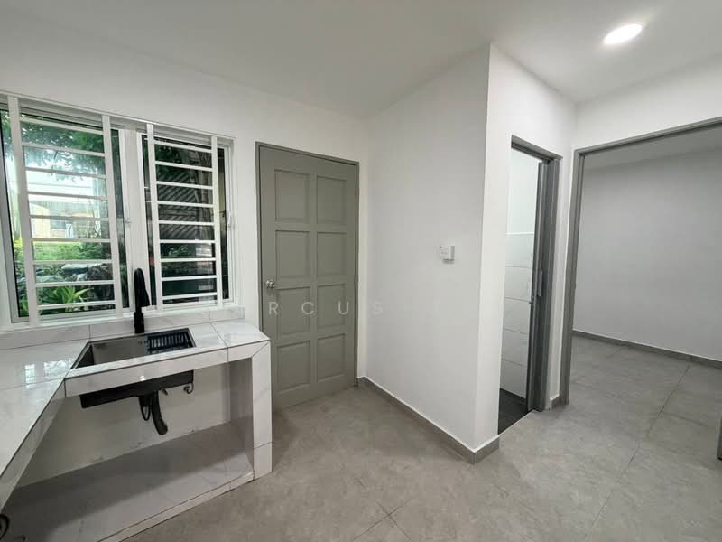 1-storey Terraced House for Sale in Taman Universiti (Skudai) - Marcus Tey - Kitchen - PropertyGuru.com.my
