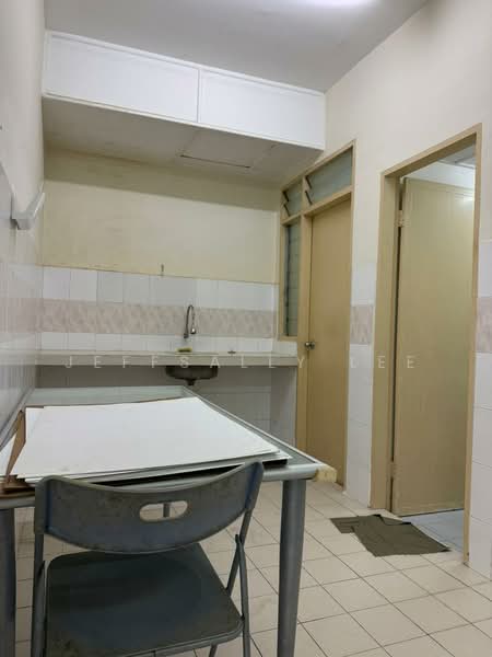 Apartment for Rent at Fairville - JeffSally Lee - Kitchen - PropertyGuru.com.my