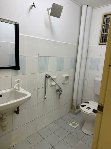 Apartment for Rent at Fairville - JeffSally Lee - Bathroom - PropertyGuru.com.my