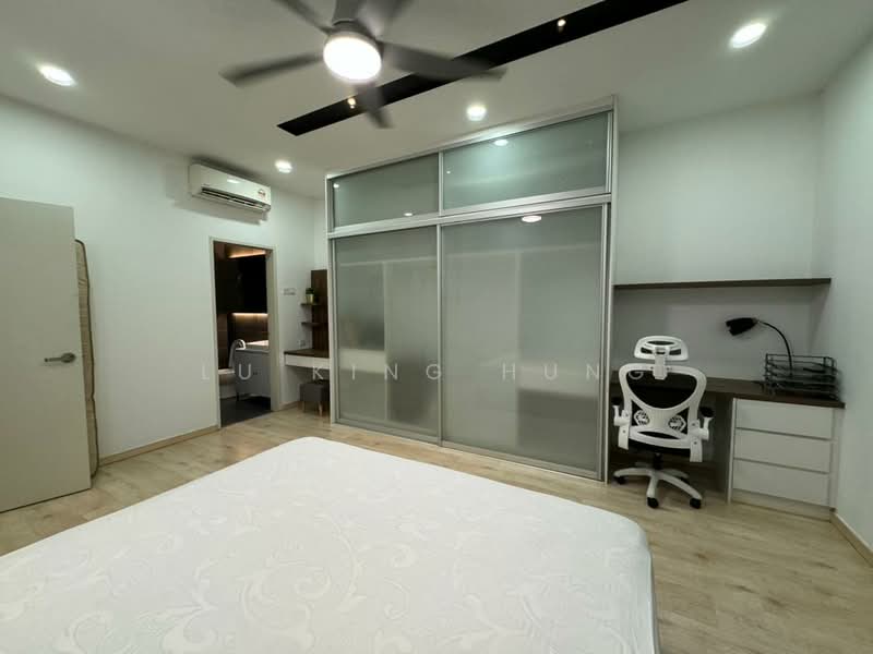 Kondominium untuk Dijual di Parkhill Residence - Lu King Hung - Bedroom - PropertyGuru.com.my