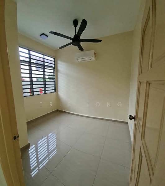 2-storey Terraced House for Rent in Bukit Beruntung (Selangor) - Tris Jong - Interior - PropertyGuru.com.my
