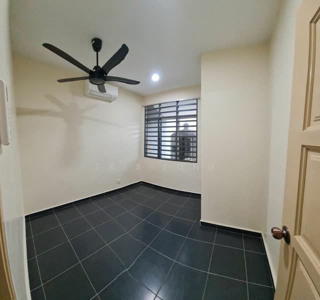 2-storey Terraced House for Rent in Bukit Beruntung (Selangor) - Tris Jong - Interior - PropertyGuru.com.my