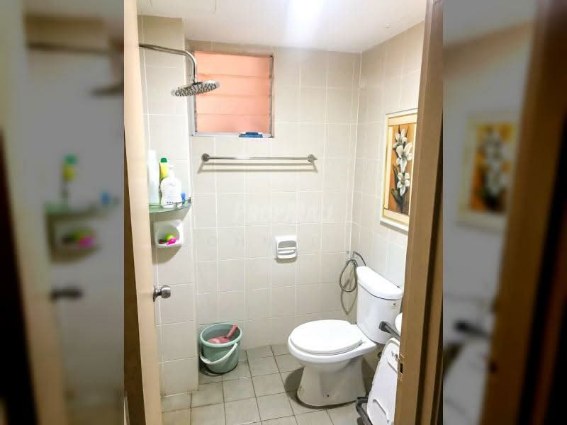 Pangsapuri untuk Disewa di Alam Budiman (Sri Budiman) - John Lim - Bathroom - PropertyGuru.com.my