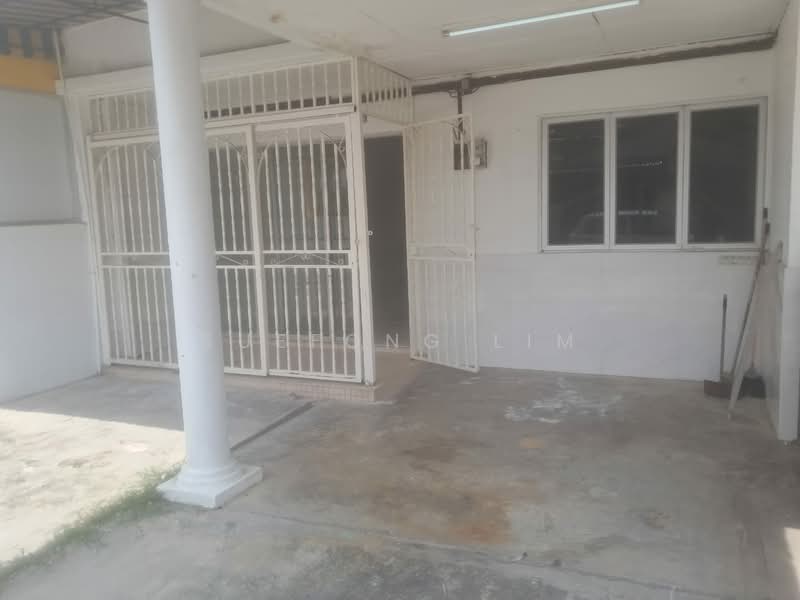 Rumah Teres 1 Tingkat untuk Dijual di Puchong (Selangor) - Suefong Lim - Exterior - PropertyGuru.com.my