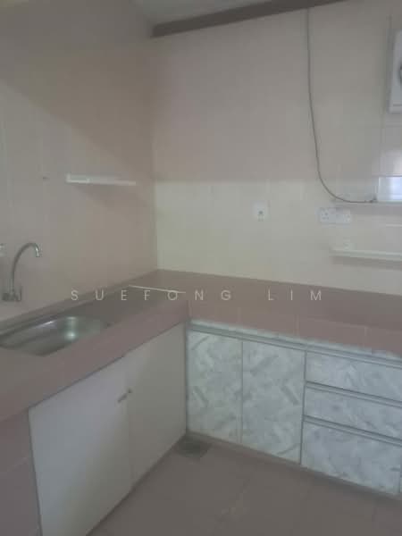Rumah Teres 1 Tingkat untuk Dijual di Puchong (Selangor) - Suefong Lim - Kitchen - PropertyGuru.com.my